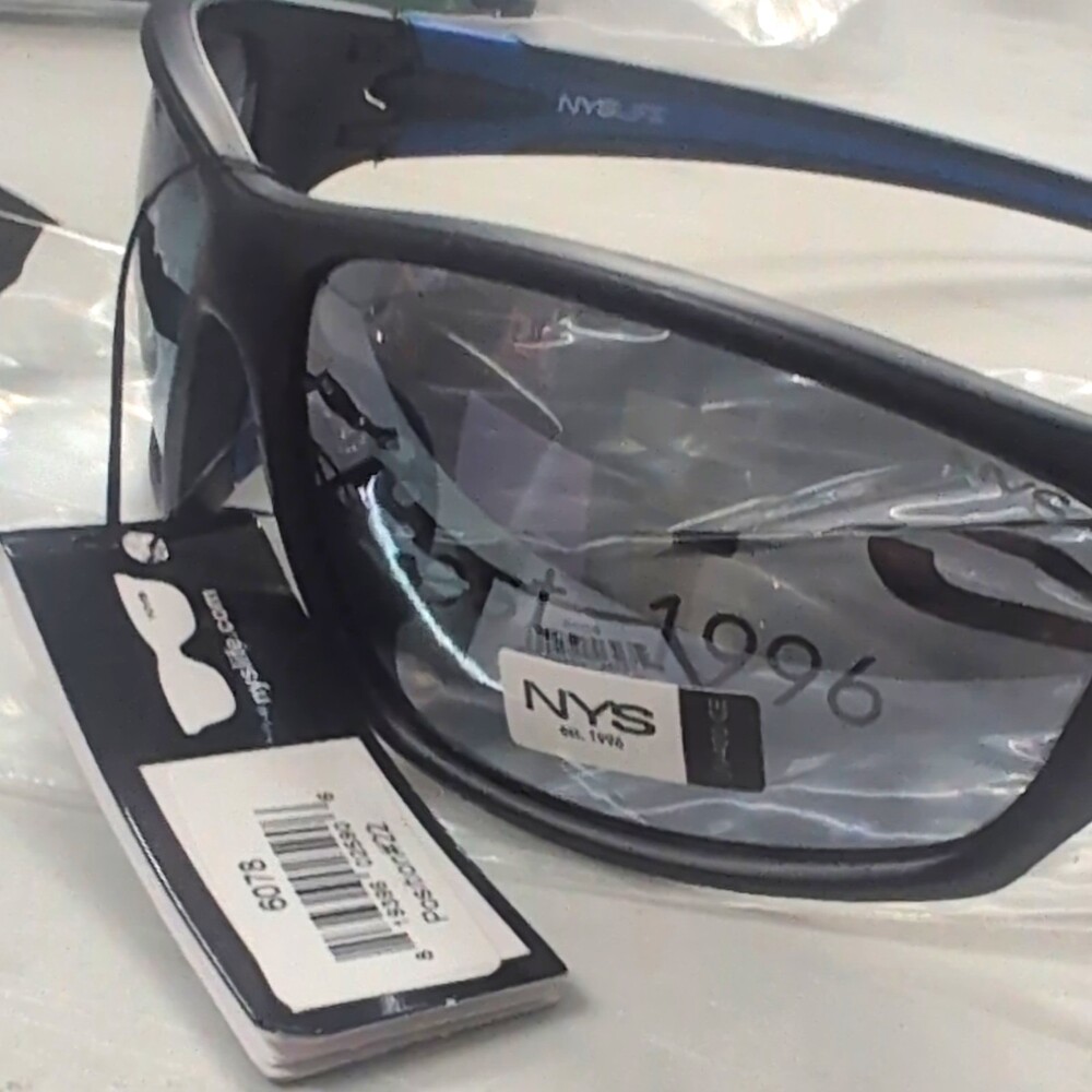 NYS Collection 6078 Sport Wraparound Sunglasses Black Blue Smoke Lens New